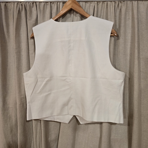 LOFT White Button-Down Vest NWT - Picture 4 of 6